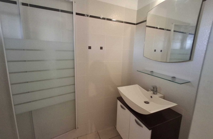 F5 jumelée avec piscine, top emplacement