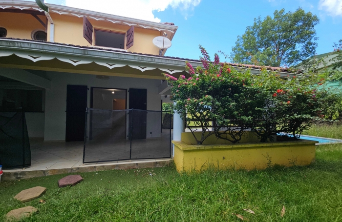 F5 jumelée avec piscine, top emplacement