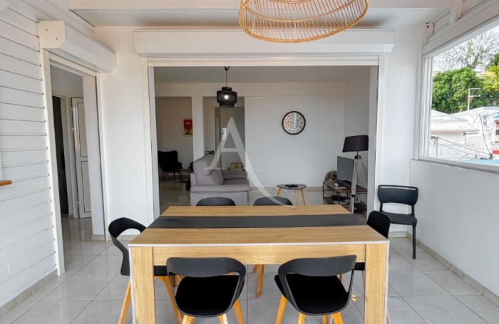 Vente Maison 244.51m² 7 pièces Sainte Luce