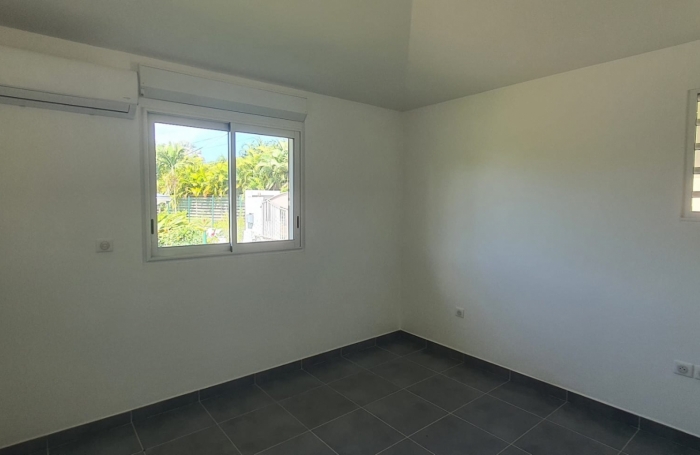 Vente Maison 174m&sup2; 3 pi&#232;ces Ducos