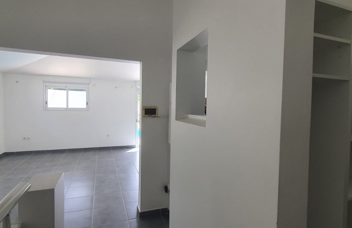 Vente Maison 174m&sup2; 3 pi&#232;ces Ducos