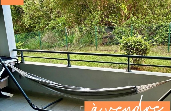 Joli F2 avec terrasse cave et parking