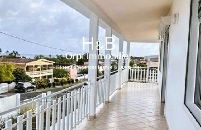 Location Appartement 103m&sup2; 4 pi&#232;ces Sainte Luce