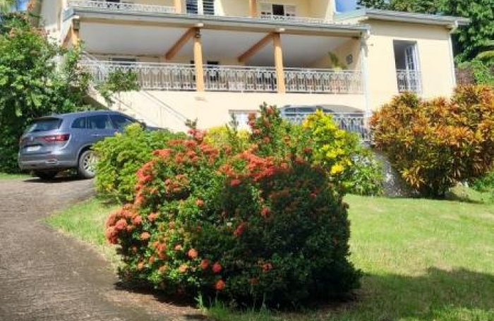 Vente Maison 233.65m&sup2; 4 pi&#232;ces Le Robert