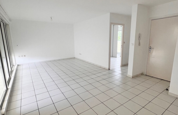 Vente Appartement 52.73m&sup2; 2 pi&egrave;ces Fort de france