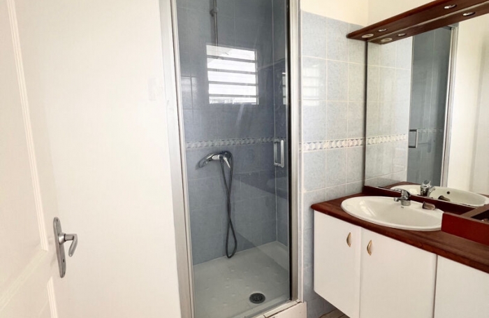 Vente Appartement 52.73m&sup2; 2 pi&egrave;ces Fort de france