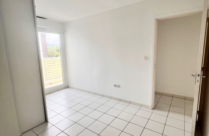 Vente Appartement 52.73m&sup2; 2 pi&egrave;ces Fort de france