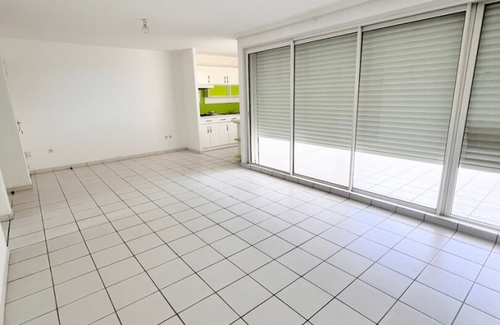 Vente Appartement 52.73m&sup2; 2 pi&egrave;ces Fort de france