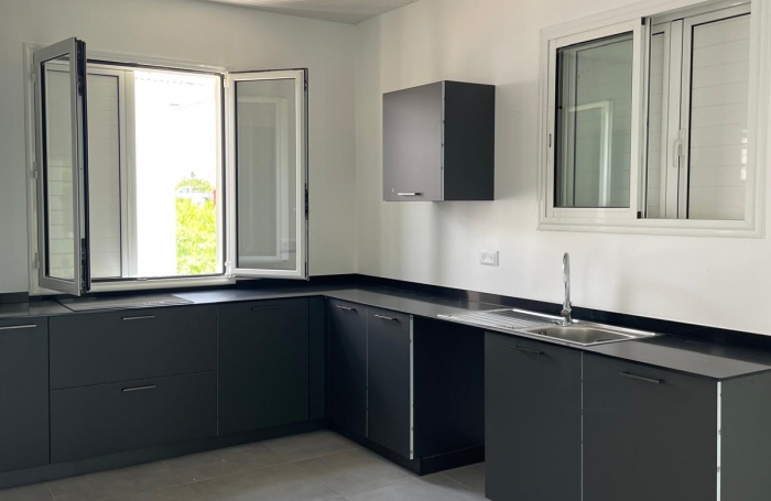 À louer - Villa neuve F4 de plain-pied au LAMENTIN