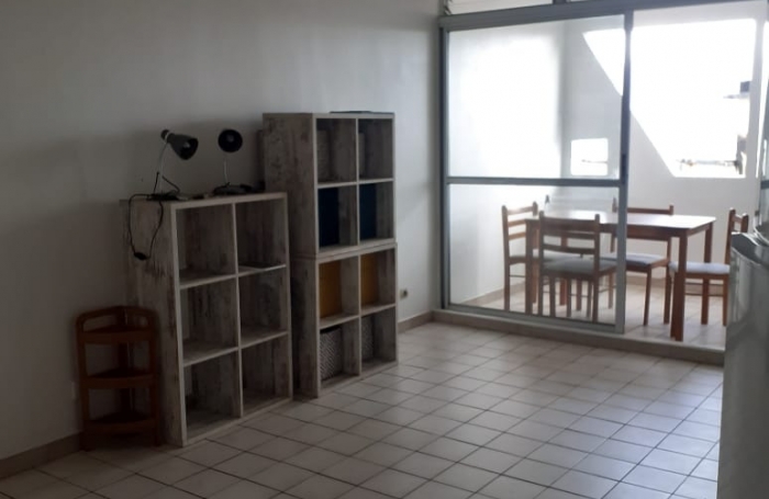 Grand studio meublé à Terreville - Schoelcher