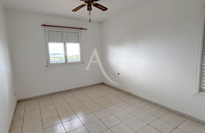 Vente Appartement 80.2m² 4 pièces La Trinité