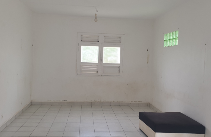 Ensemble immobilier à vendre   Le Lamentin