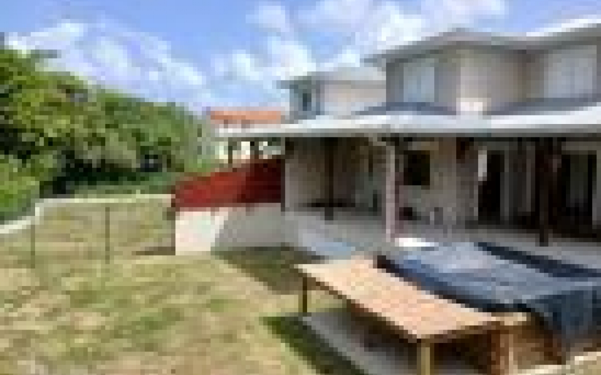 Villa T5 Neuve avec Piscine 300 m de la Plage- Anse-à-l'ane
