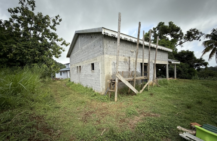 A VENDRE - MAISON EN COURS DE CONSTRUCTION GROS MORNE