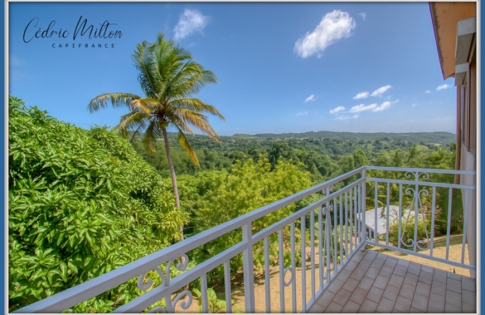Vente Maison 106m&sup2; 5 pi&#232;ces Rivière Salée