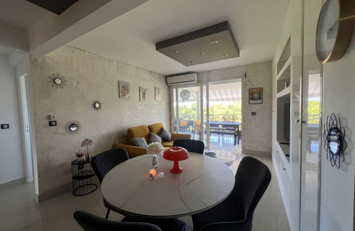 À louer   Superbe T3 meublé et décoré avec goût   Proche commodités et plages