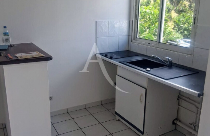Location Appartement 37.07m² 2 pièces Fort de france
