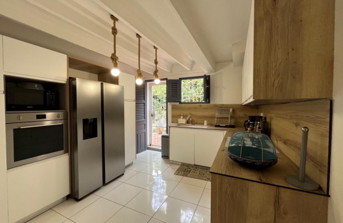 Location Maison 193.9m&sup2; 5 pi&#232;ces Fort de france