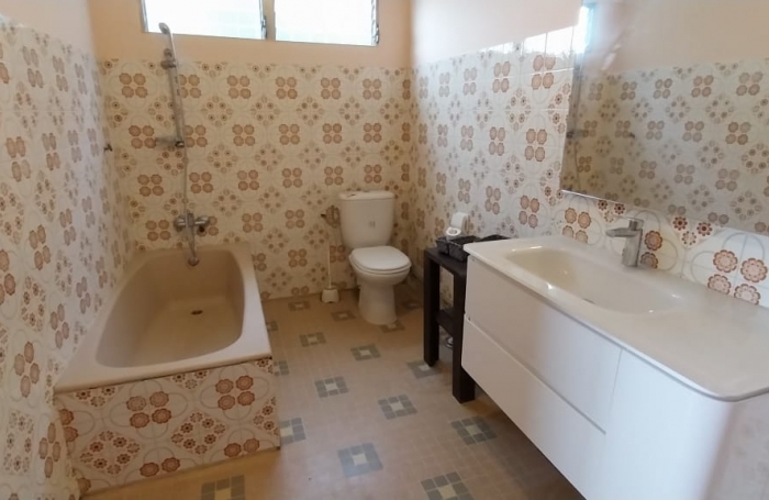 Maison F4 avec grand jardin - SAINT-JOSEPH