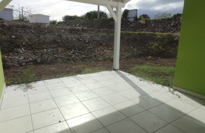 jolie maison Jumelée en duplex- plafond de revenu imposé