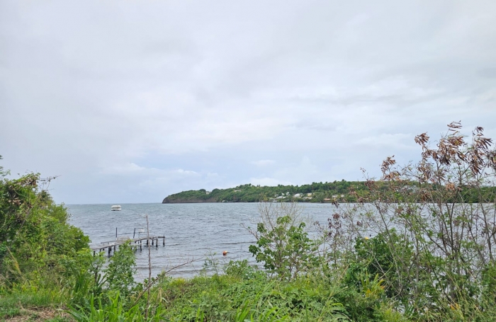 Lumineux T3 Meublé POINTE JACOB eau, électricité et internet inclus