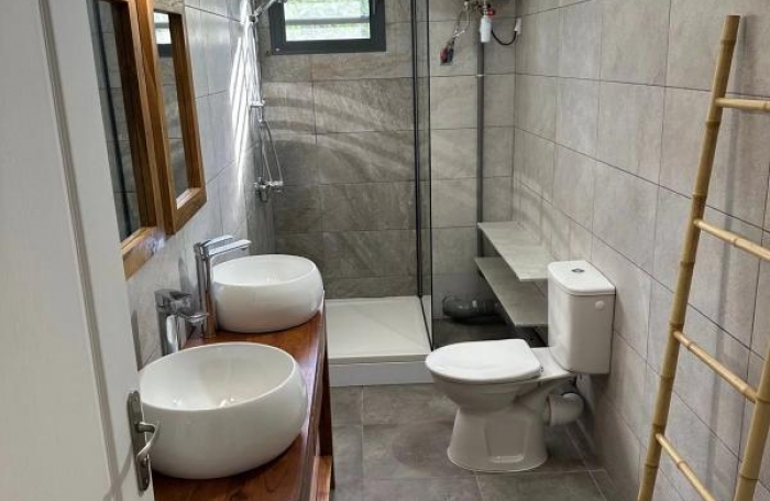 Location Appartement 125m&sup2; 6 pi&#232;ces Saint-Joseph