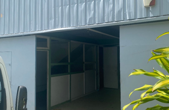 Location Entrepot 360m² Saint-Joseph