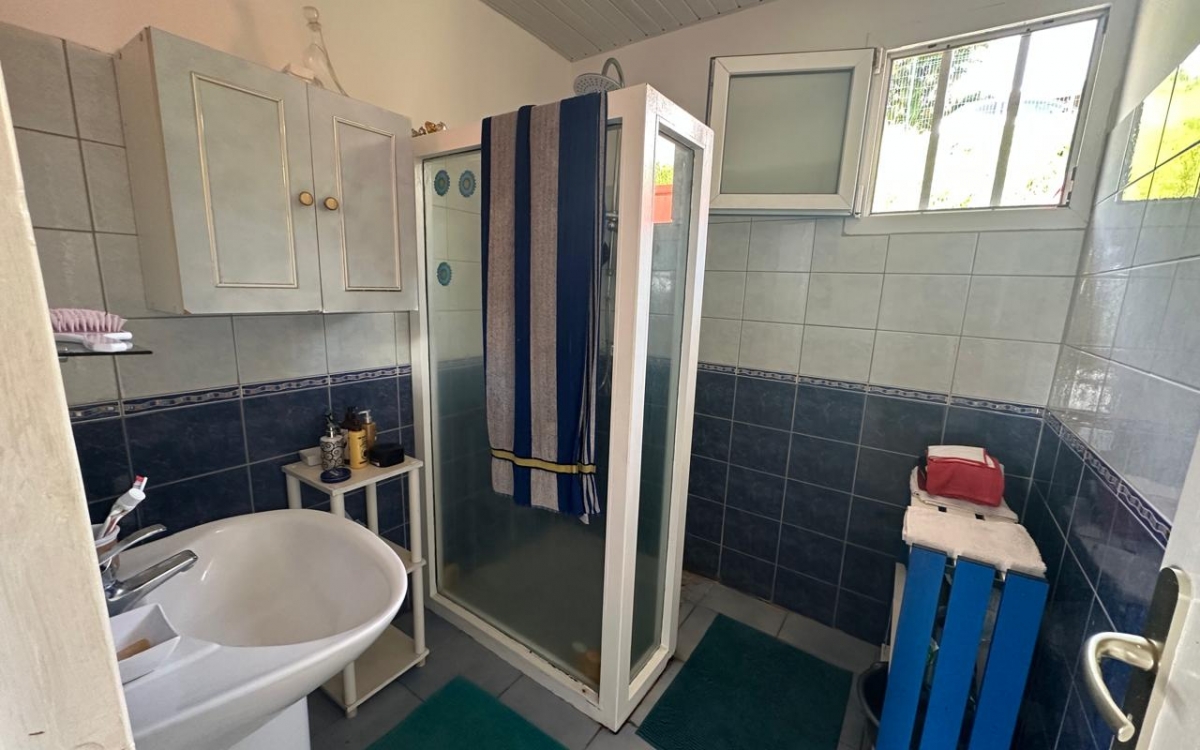 A VENDRE JOLIE VILLA DE TYPE 4 -VUE MER ET CAMPAGNE