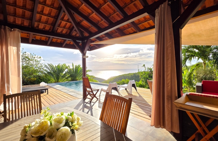 Villa de plain-pied T4 avec vue mer et campagne à Case-Pilote