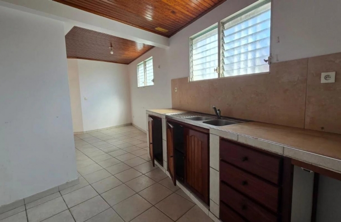 Location Local commercial 3 pi&#232;ces Ducos