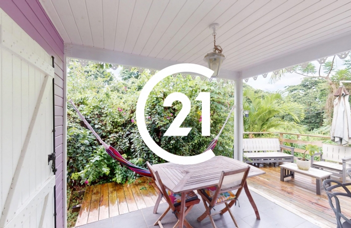 Vente Maison 168.00m&sup2; 5 pi&#232;ces La Trinité