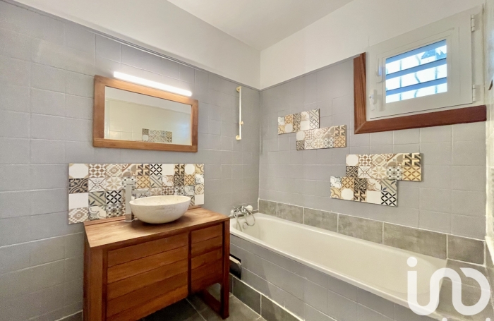 Vente Maison 180m&sup2; 5 pi&#232;ces La Trinité