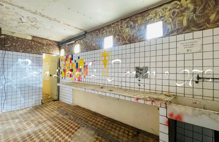 À Vendre   Ensemble Immobilier à réinventer   Bourg du Marin