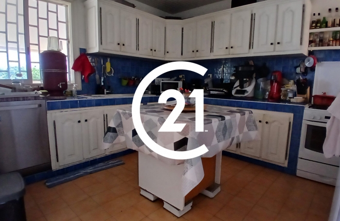 Vente Maison 122.60m&sup2; 6 pi&#232;ces Le François