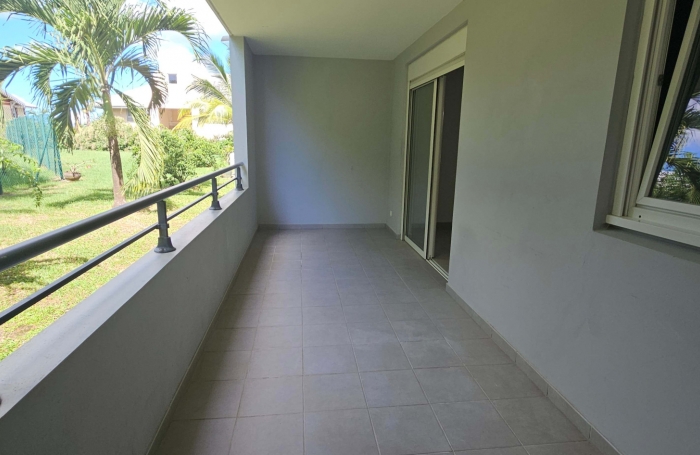 Joli F2 avec terrasse cave et parking