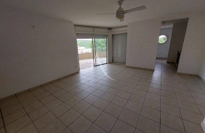 Vente Appartement 86.7m² 4 pièces Le Robert