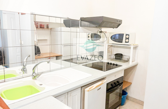 Appartement T2 67m2 + parking ferm&eacute; - piscine - TROIS-ILETS