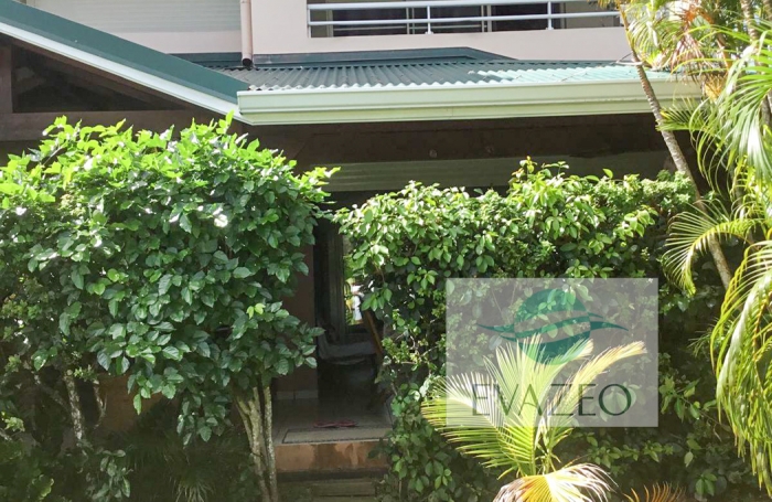 Appartement T2 67m2 + parking ferm&eacute; - piscine - TROIS-ILETS