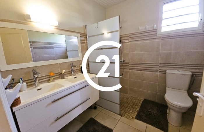 Vente Maison 85.19m&sup2; 4 pi&#232;ces Rivière Salée