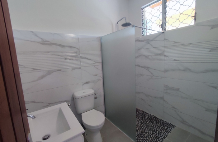 Spacieuse villa T5 proche des commodités - SAINTE LUCE