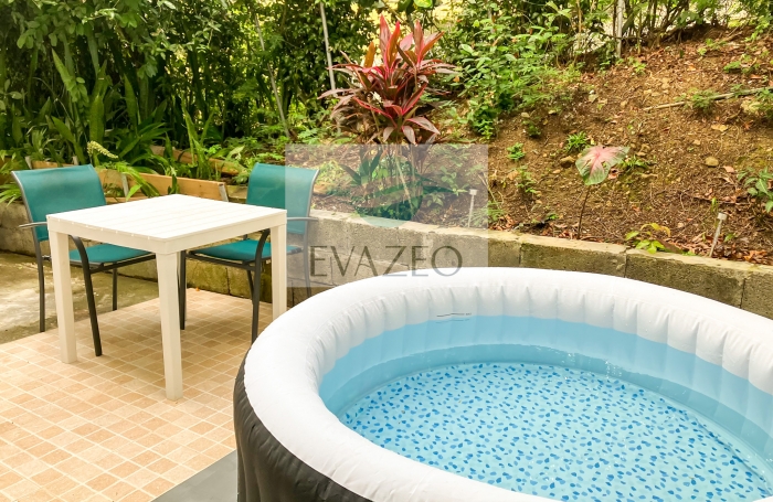 Studio neuf 25m2 + terrasse 25m2 TROIS ILETS