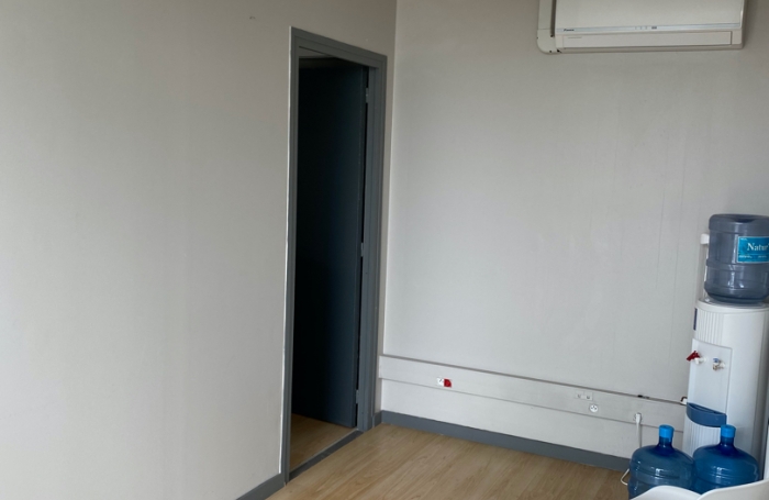 Location Bureaux 80m&sup2; Le Lamentin