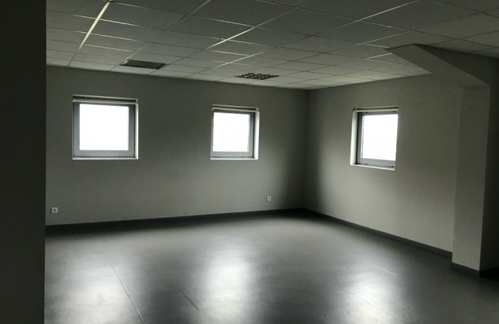 Location Bureaux 80m&sup2; Le Lamentin