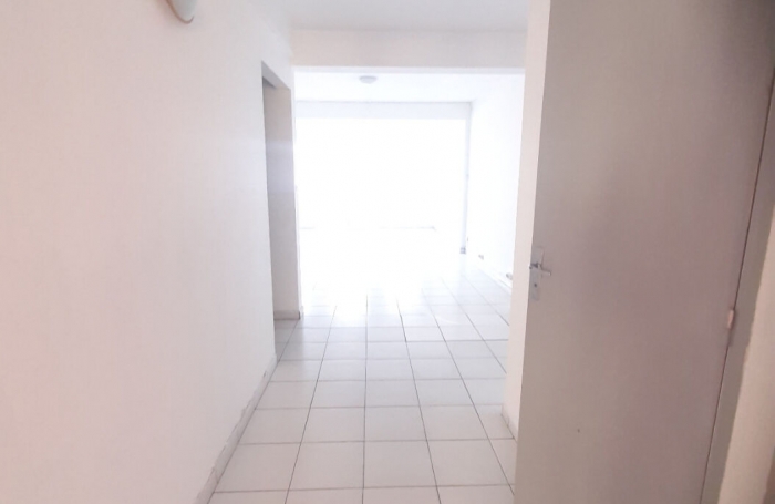 Location Divers 58m² 2 pièces Fort de france