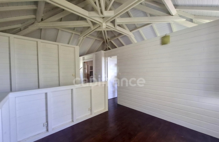 Location Maison 119m&sup2; 5 pi&#232;ces Case-Pilote