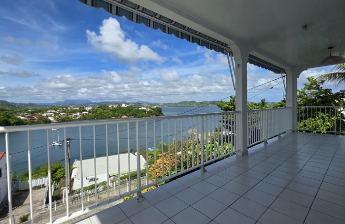 À vendre : Maison T4 avec vue mer exceptionnelle au ROBERT