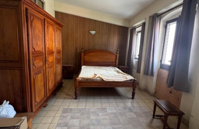 Vente Maison 170.2m&sup2; 4 pi&#232;ces Saint Pierre