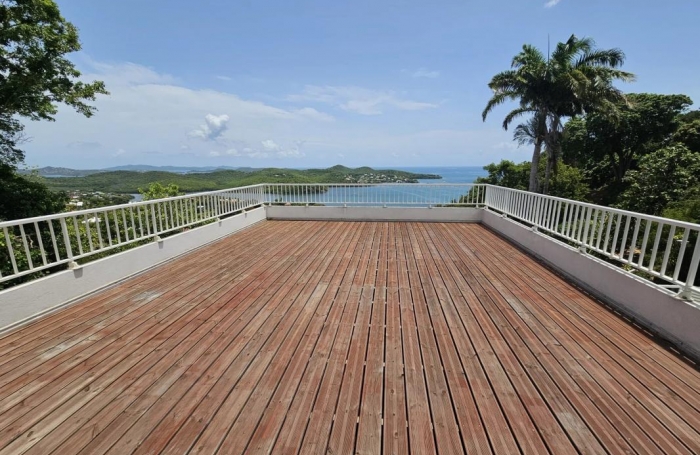 Location Maison 237m&sup2; 4 pi&#232;ces Le François