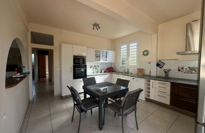Location Maison 190m&sup2; 5 pi&#232;ces Fort de france