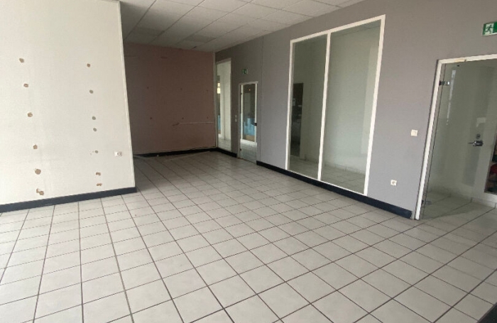 Location Local commercial 88m² Le Lamentin